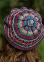 Load image into Gallery viewer, Autumn Winter 24 Alloa Beret Made in Scotland by Eribe