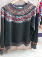 Load image into Gallery viewer, 2022 &#39;Bracken&#39; Alpine Short Sweater 100% Merino Lambswool designed by ERIBÉ Knitwear
