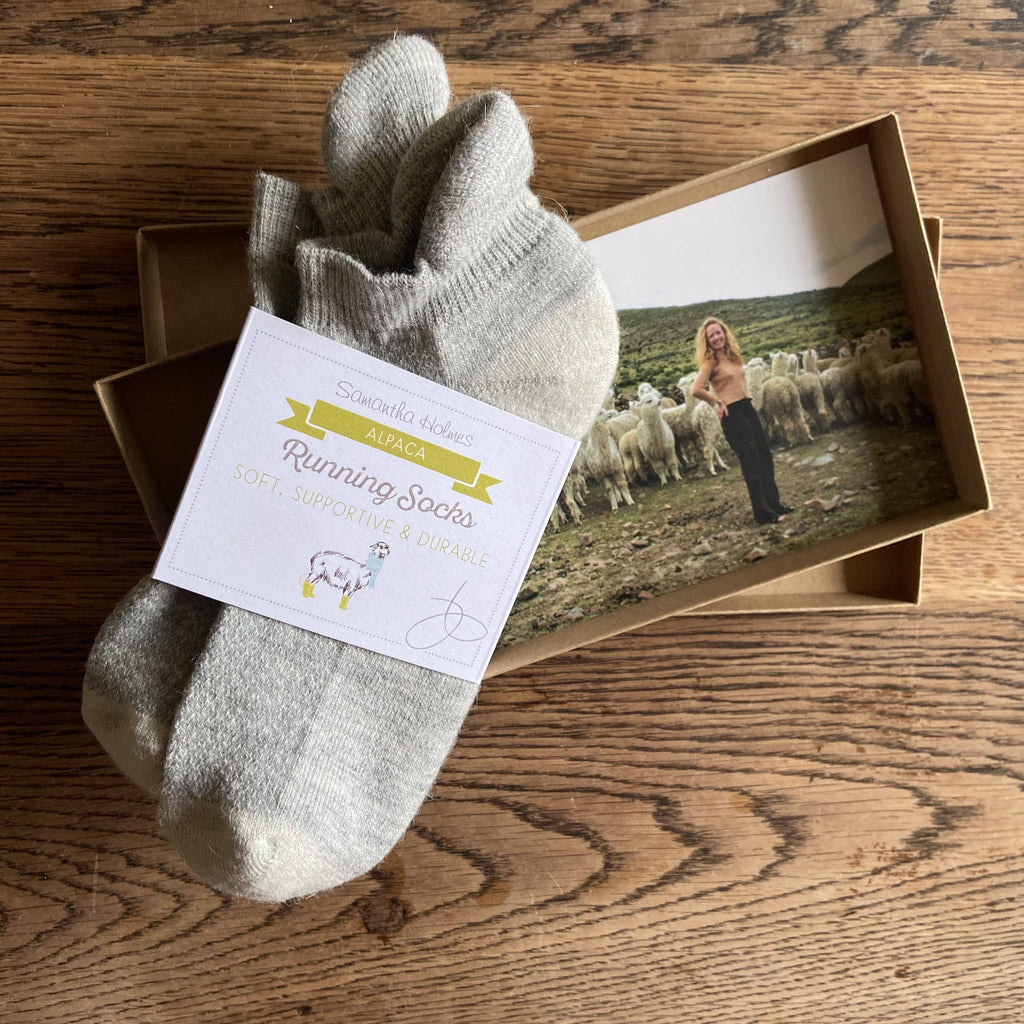 Performance Alpaca Running Socks