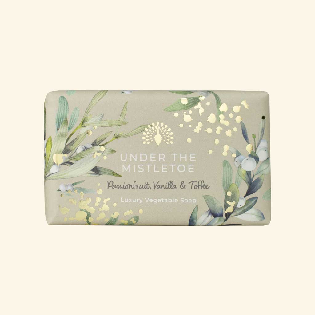 Christmas Tidings Soap Bar - Under the Mistletoe