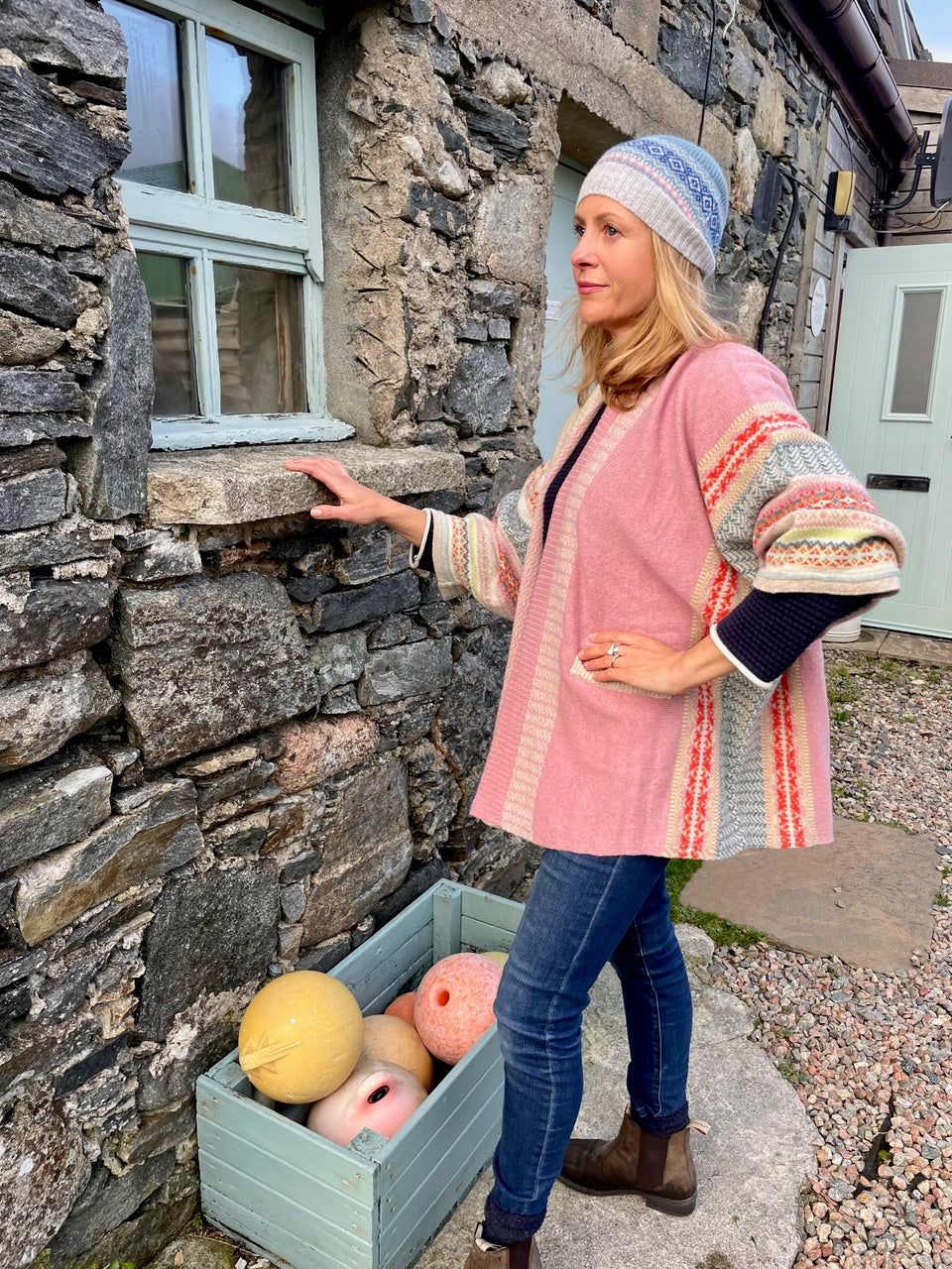 Autumn Winter 24 'HONEY' MONTROSE BLANKET COAT 100% Merino Lambswool designed by ERIBÉ Knitwear