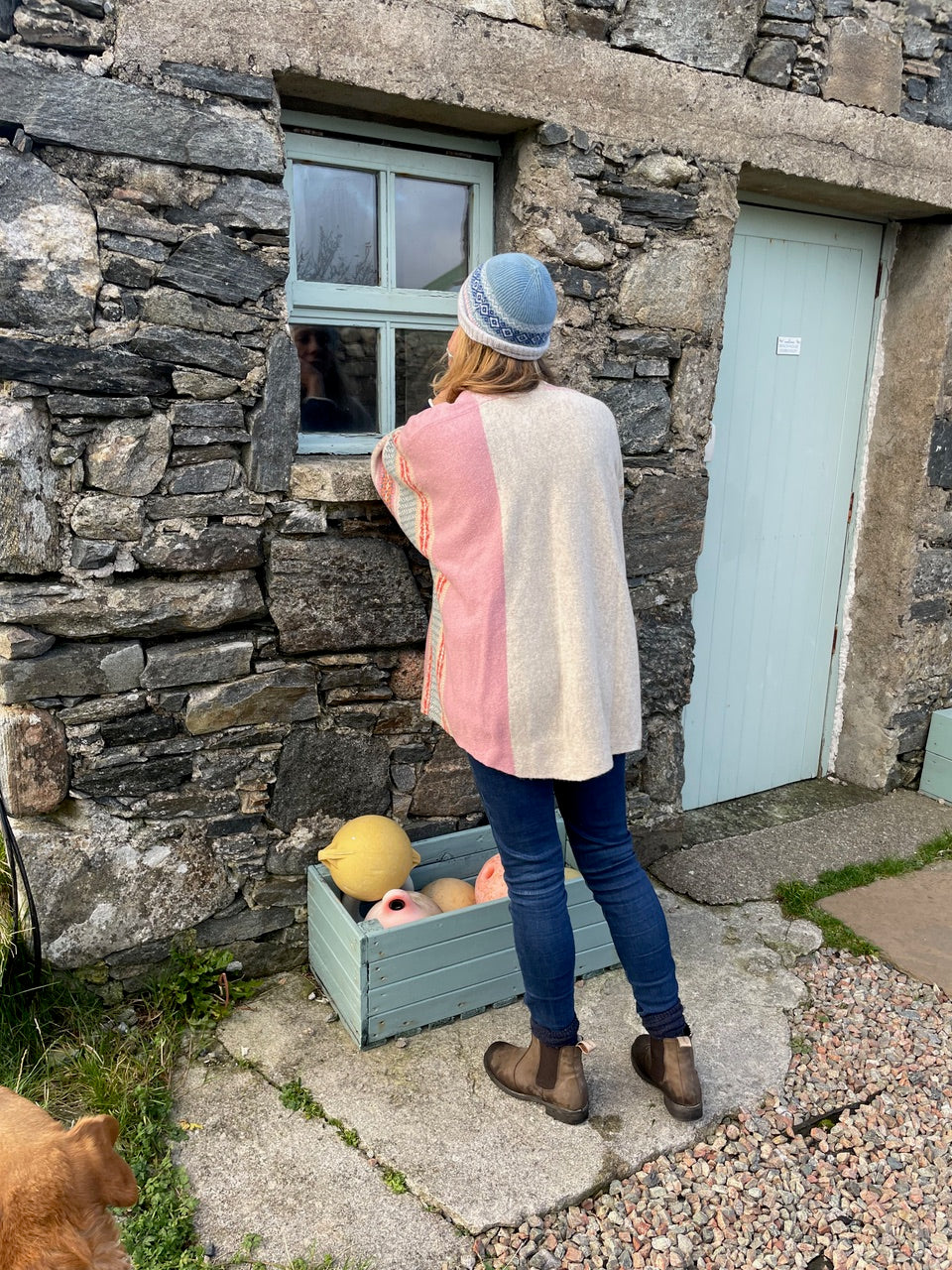 Autumn Winter 24 'HONEY' MONTROSE BLANKET COAT 100% Merino Lambswool designed by ERIBÉ Knitwear