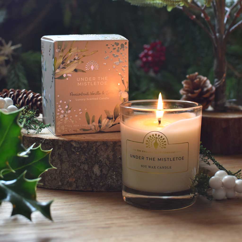 'Under the Mistletoe' Passionfruit, Vanilla & Toffee Scented Soywax Vegan Candle