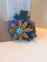 Load image into Gallery viewer, Single Felt Flower Brooch Handmade by Syrah Jay
