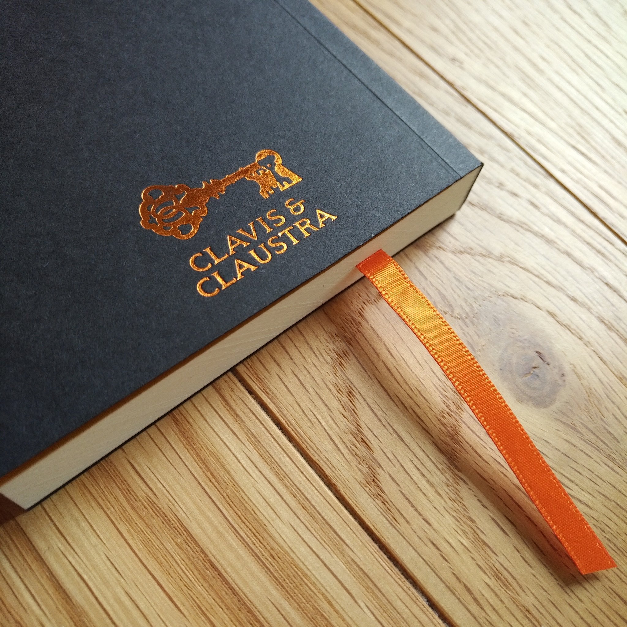 Clavis & Claustra Key Hole Black Notebook