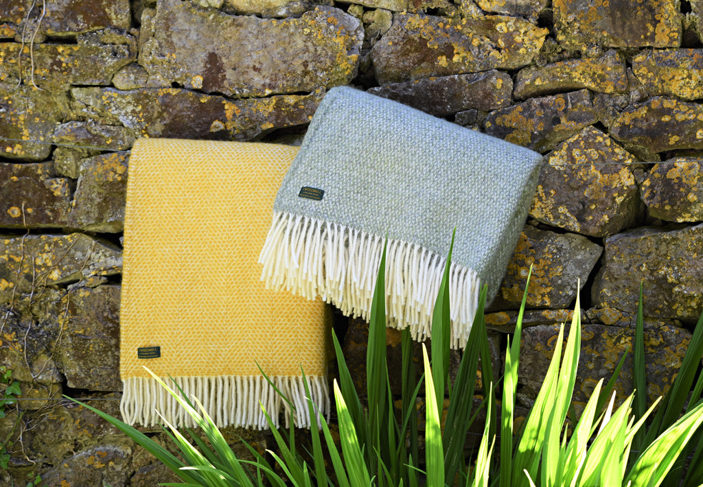 Beehive Large Throws - Pure New Wool Made in the UK by Tweedmill