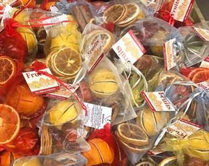 FESTIVE SCENTED DRIED FRUITS in Organza Bags